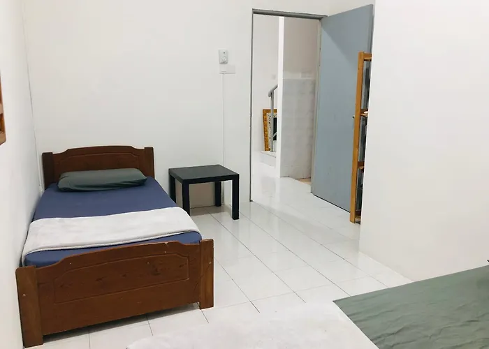 Alyn Home Batu Pahat V Netflix Wifi Cuckoo